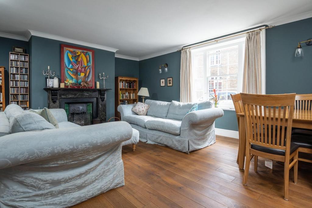 Latcham Dowling 33 Horslow Street Potton MATTHEW P