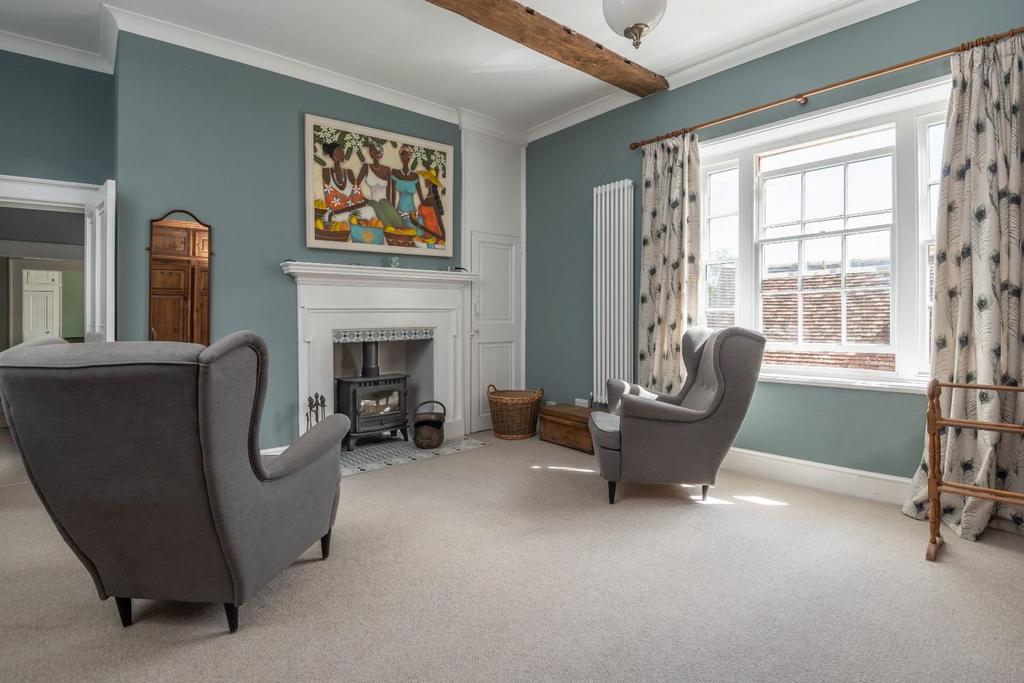 Latcham Dowling 33 Horslow Street Potton MATTHEW P