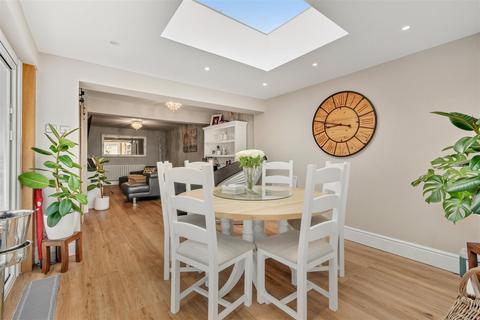 undefined, Hanging Hill Lane, Hutton, Brentwood