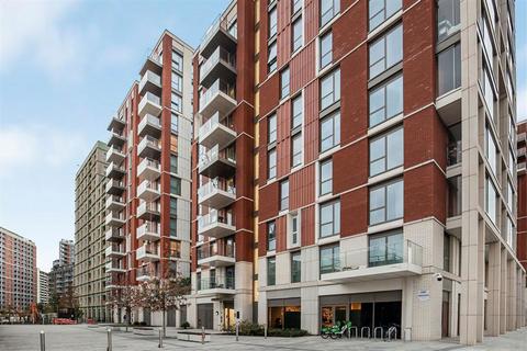 Lanchester Way, London SW11