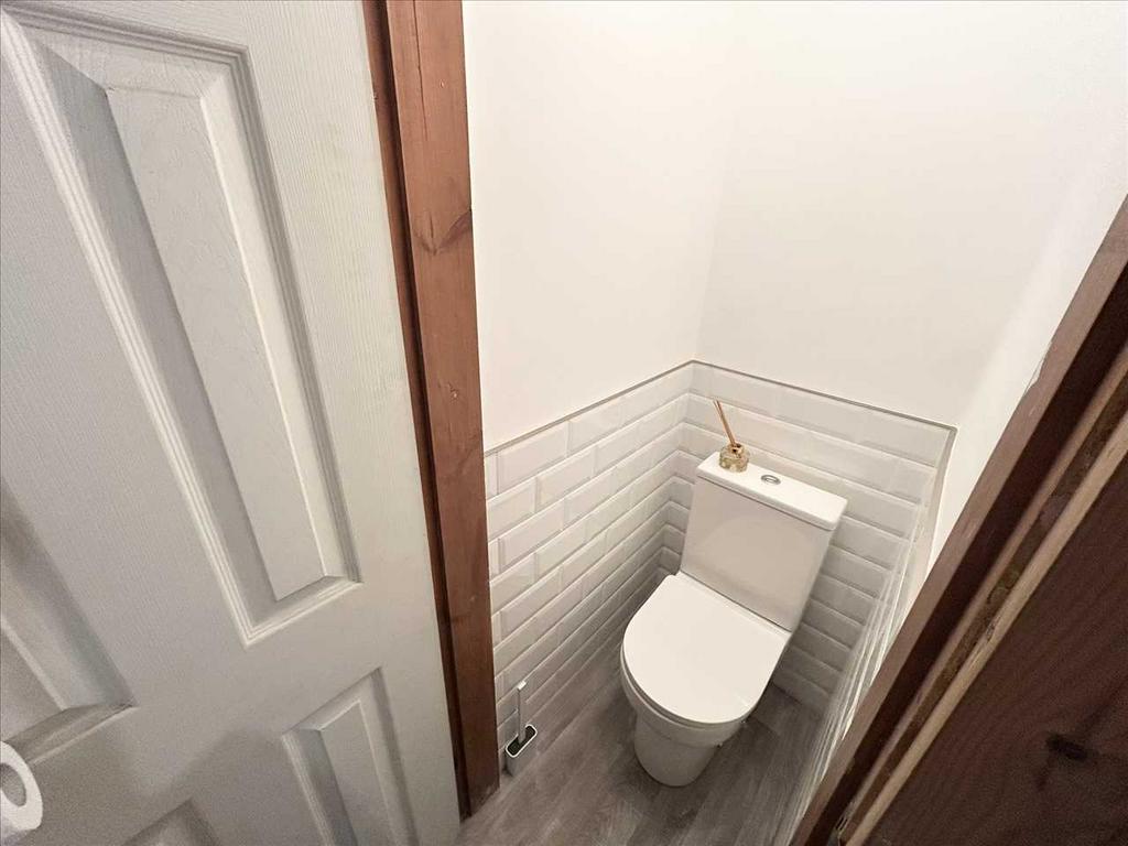 Ground floor wc