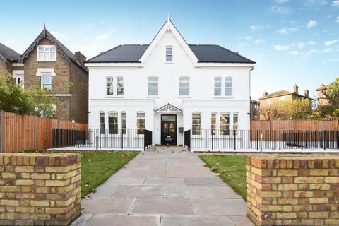 2 bedroom flat to rent, Church Rise, London, SE23