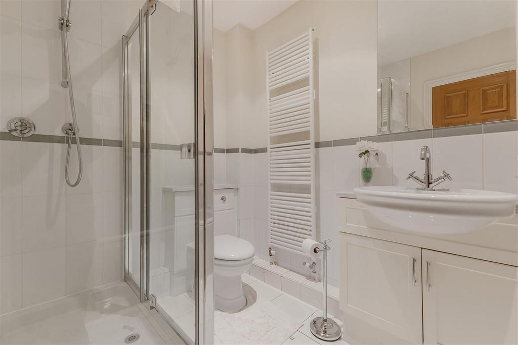 Ensuite