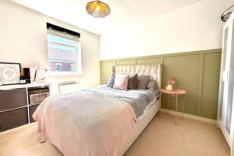 undefined, Wichelstowe, Swindon SN1