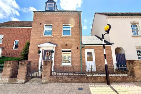 3 bedroom semi-detached house for sale, Wichelstowe, Swindon SN1