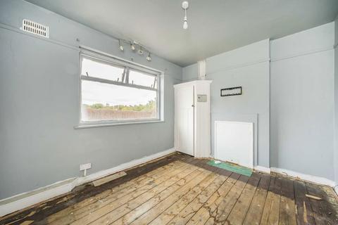 undefined, Blakenham Road, London SW17