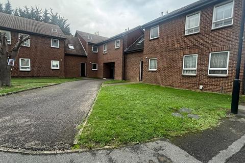 undefined, Fotheringay Gardens, Slough, Berkshire, SL1