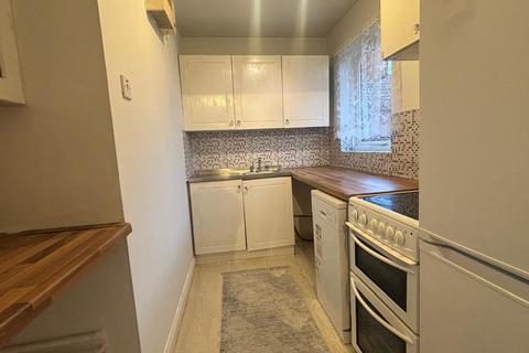 undefined, Fotheringay Gardens, Slough, Berkshire, SL1