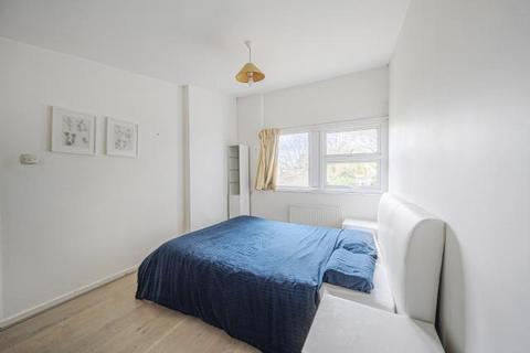 3 bedroom terraced house to rent, The Paddox,  Oxford,  OX2