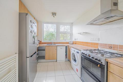 3 bedroom terraced house to rent, The Paddox,  Oxford,  OX2