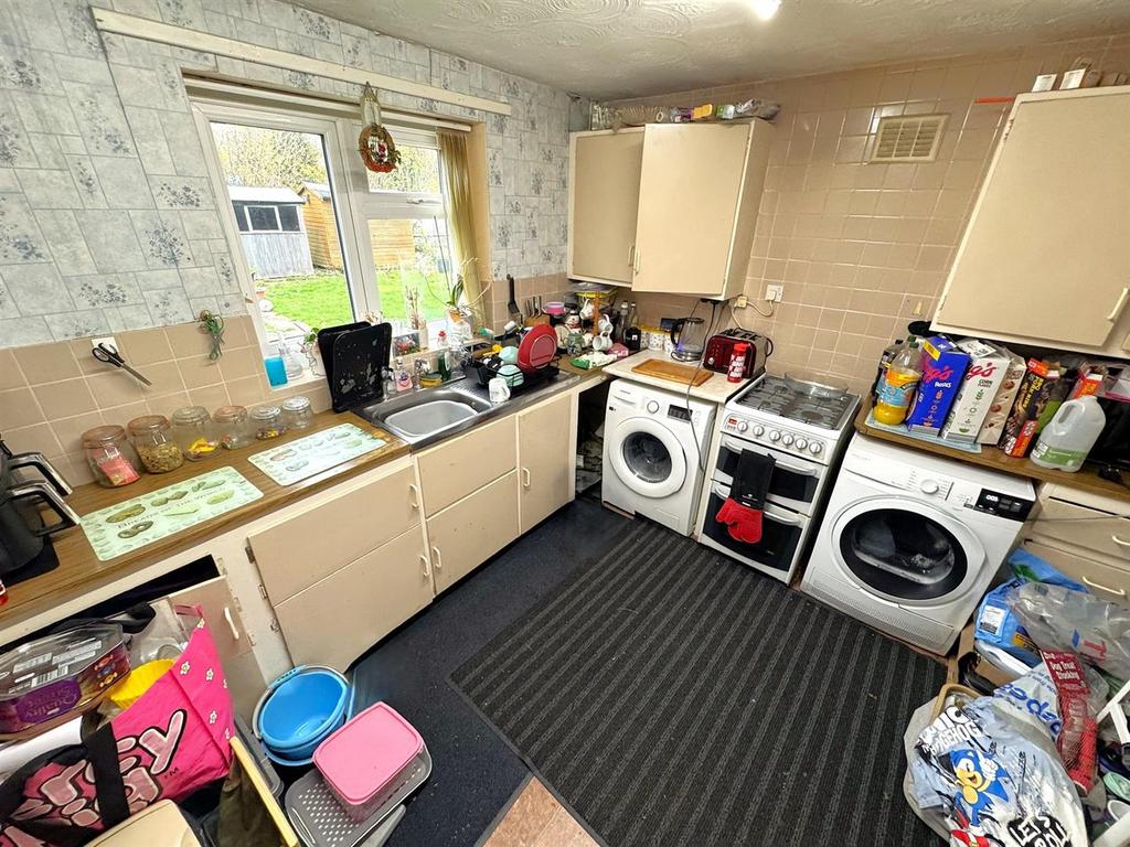 Thumbnail image2.jpg