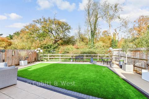 3 bedroom detached house for sale, Hazel Close, Arundel BN18