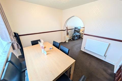 3 bedroom semi-detached house for sale, The Circle, Clipstone Village, Mansfield