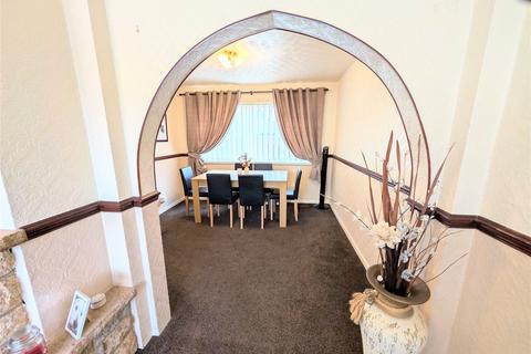 3 bedroom semi-detached house for sale, The Circle, Clipstone Village, Mansfield