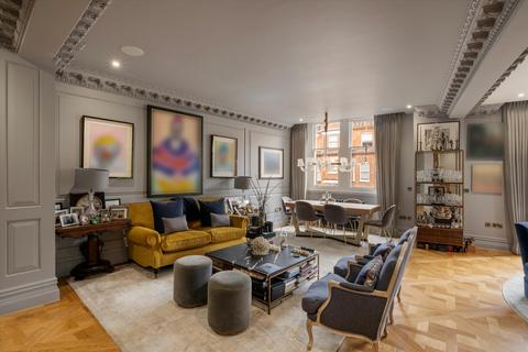 3 bedroom flat for sale, Empire House, North Terrace, SW7