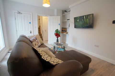 undefined, St. Margarets Avenue, Luton, Bedfordshire, LU3 1PH