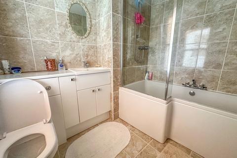 3 bedroom terraced house to rent, 49 North Street, Fowey