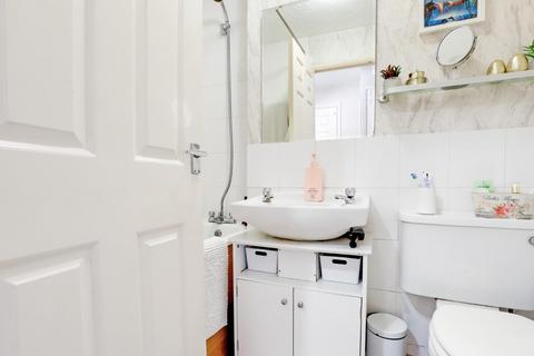 undefined, Orchard Grove, Penge, London
