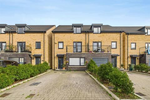 Cordwainers Road, Cheltenham, Gloucestershire, GL52