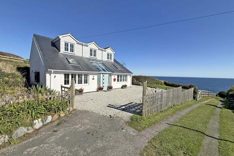 undefined, Cadgwith, Nr. Helston