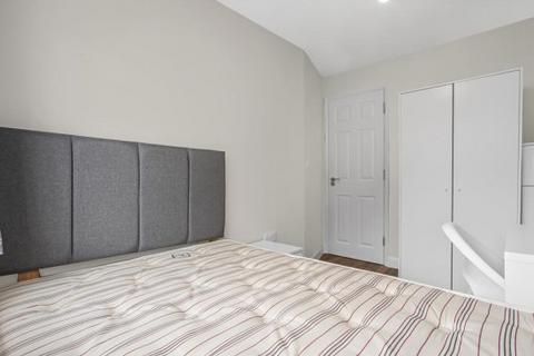6 bedroom house share to rent, Howard Road