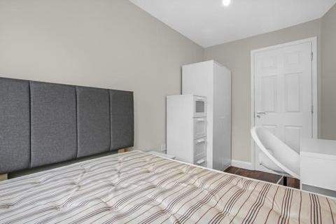 6 bedroom house share to rent, Howard Road