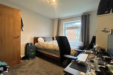 undefined, Bath Road, Berkshire RG1