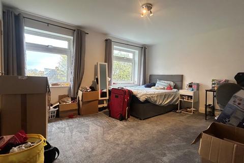 undefined, Bath Road, Berkshire RG1