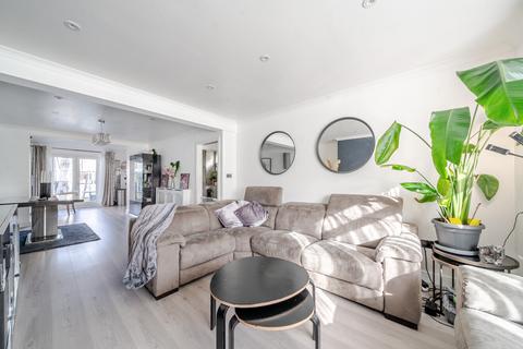 undefined, Almond Way, Mitcham CR4