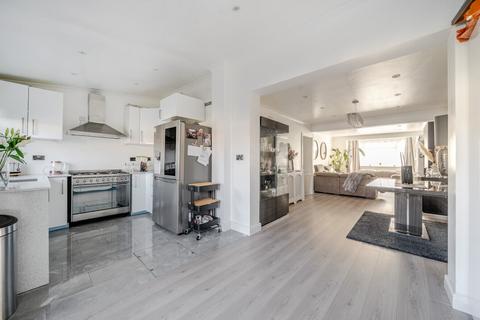 undefined, Almond Way, Mitcham CR4