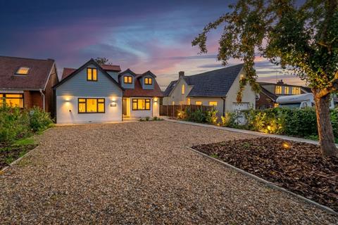 5 bedroom detached house to rent, Stortford Road, Saffron Walden CB11