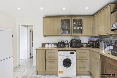 4 bedroom terraced house for sale, Aldykes, Hatfield