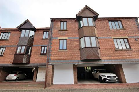 undefined, Outer Trinities, Beverley