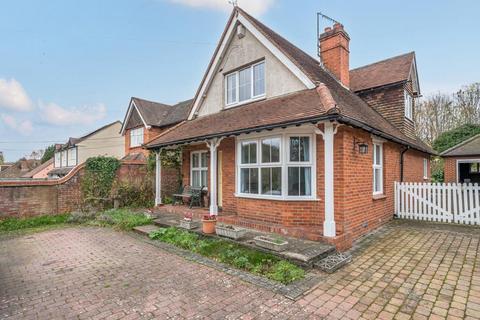 3 bedroom detached house for sale, Curridge, Berkshire, RG18