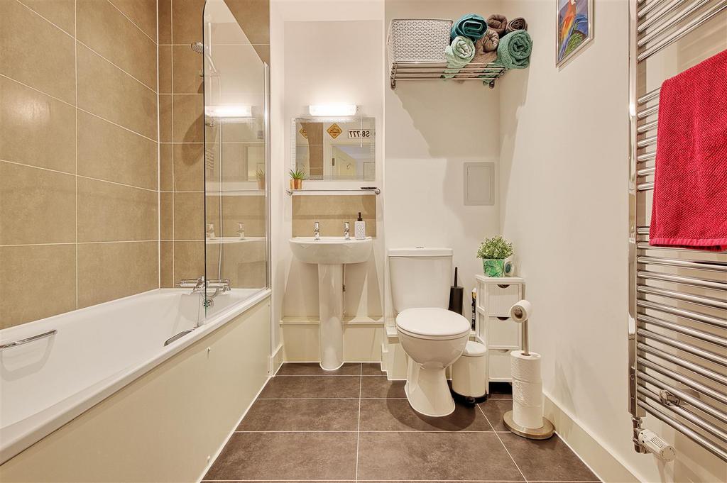 Bathroom.jpg