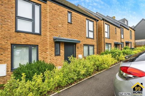 3 bedroom semi-detached house for sale, Celandine Way, Newhaven, United Kingdom, BN9