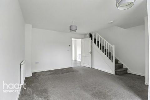 3 bedroom end of terrace house for sale, Temper Mill Way, Newport