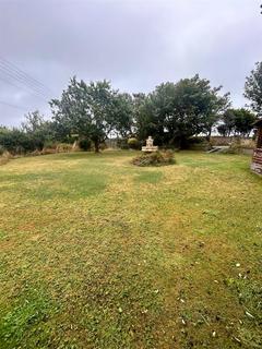 undefined, Waxholme