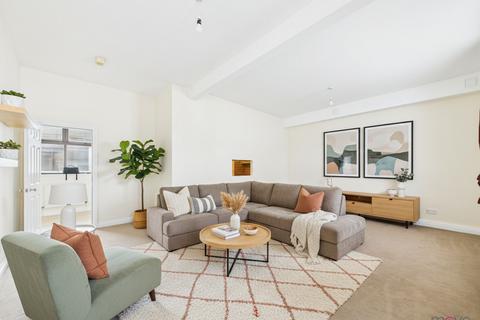 2 bedroom flat for sale, Selkirk Street, Cheltenham GL52