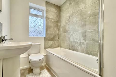 undefined, Briarwood Close, Feltham TW13