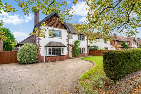 Broad Walk, Wilmslow, Cheshire, SK9