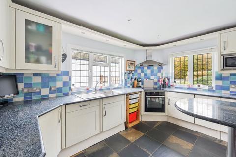 3 bedroom detached house for sale, Tandridge Lane, Lingfield RH7