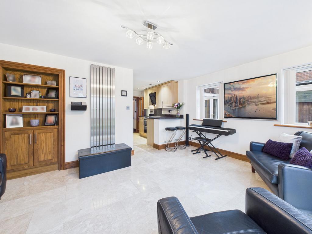 Family Dining/Kitchen