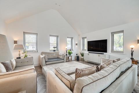 2 bedroom detached house for sale, Shorefield Way, Milford on Sea, Lymington, SO41