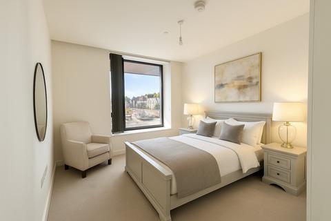 2 bedroom apartment to rent, London W12