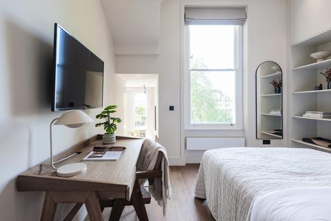 Studio to rent, Flat ,  Philbeach Gardens, London SW5