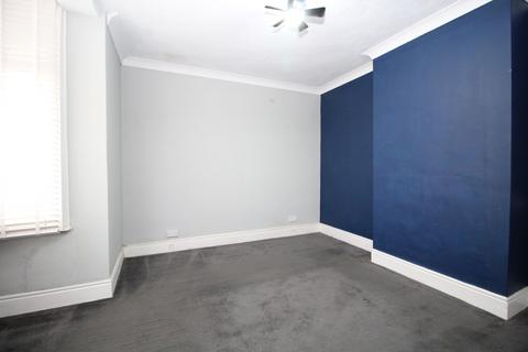 146 Faversham Road, Kennington, Ashford, TN24 9DE
