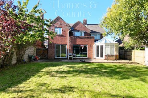 5 bedroom detached house for sale, High Wycombe HP12