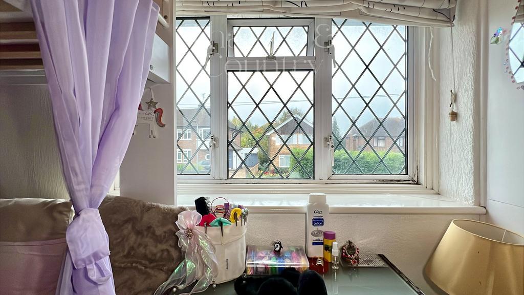 Bedroom4