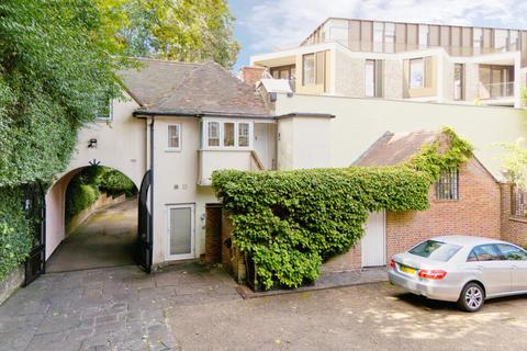 undefined, West Heath Road, London, NW3